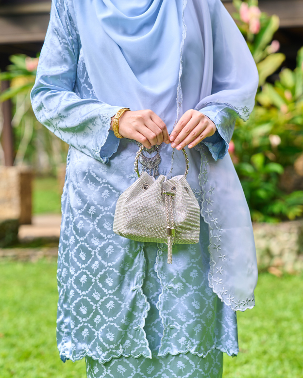 KEBARUNG SULAM JACQUARD SARIMAH