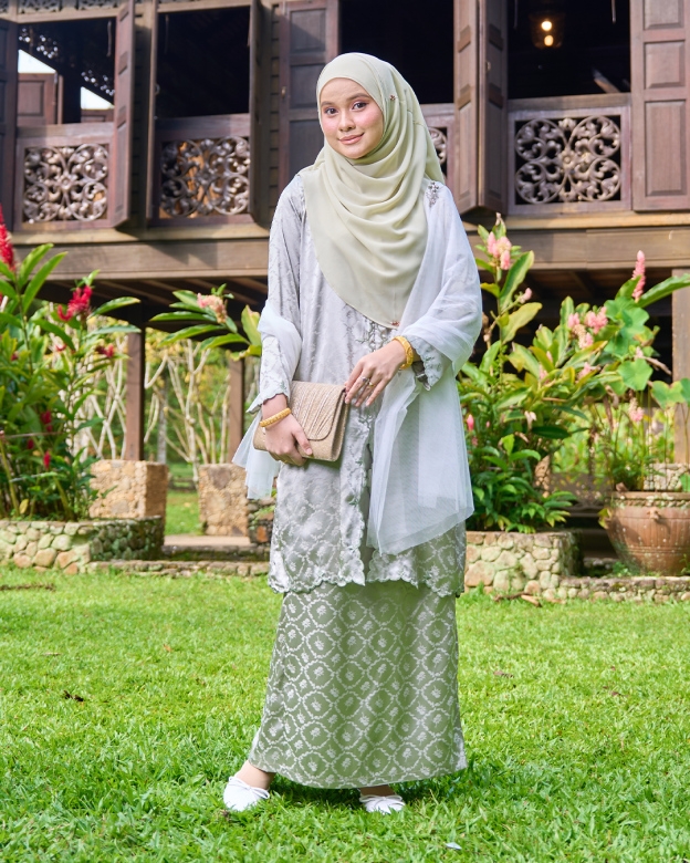 KEBARUNG SULAM JACQUARD SARIMAH