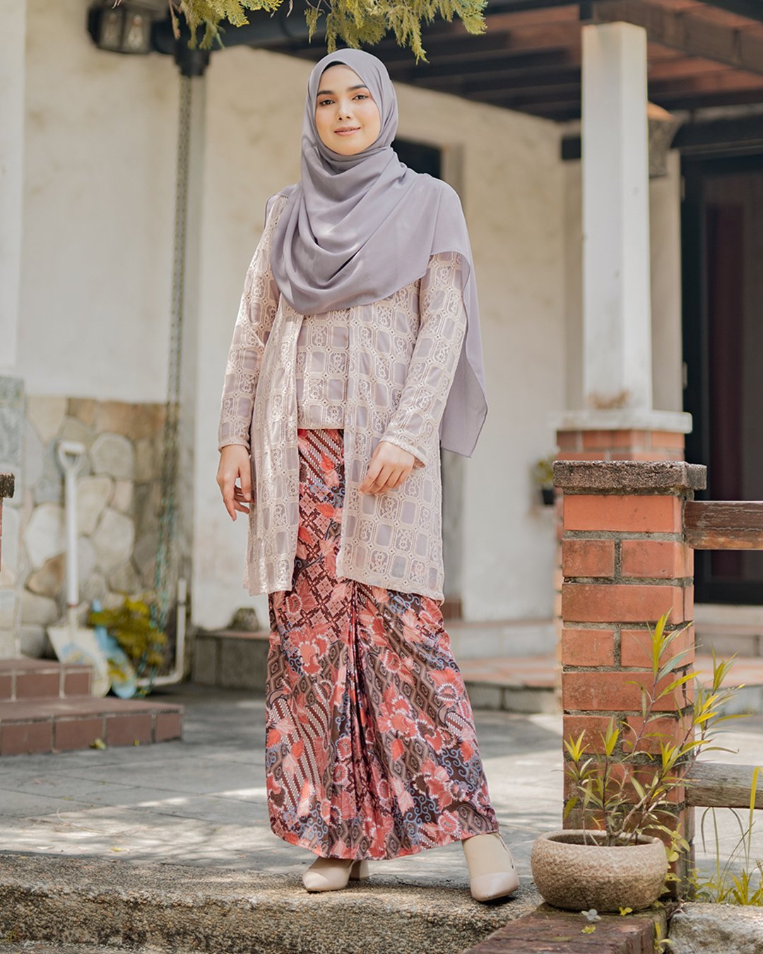 Baju Kebaya Lace Aviana - Heather Purple