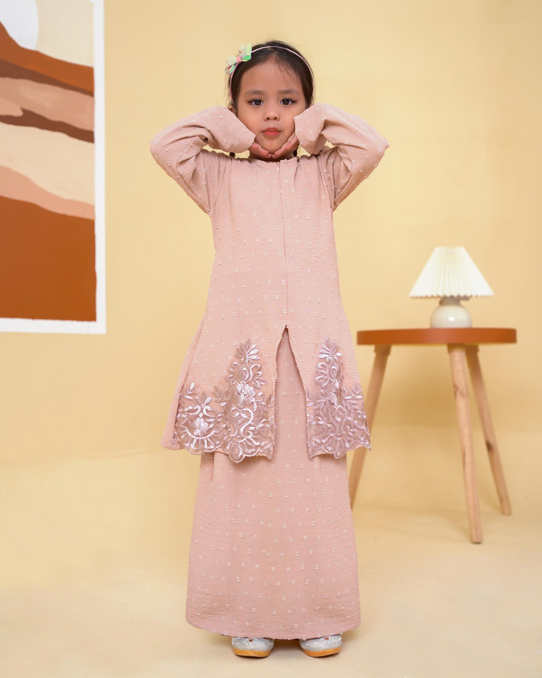 Baju Kebaya Lace Syawali Kids - Nude Peachy