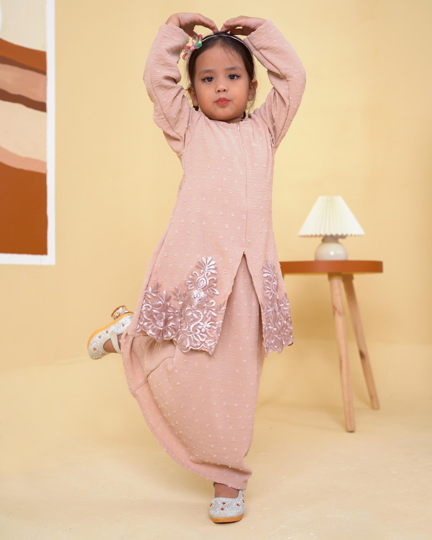 Baju Kebaya Lace Syawali Kids - Nude Peachy