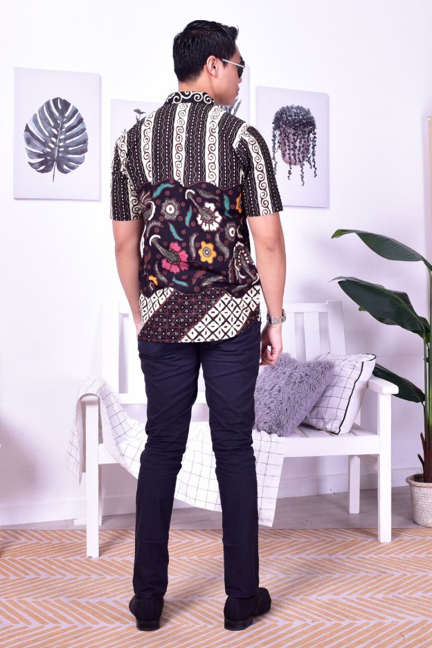 Baju Kemeja Batik Nordin - Brown
