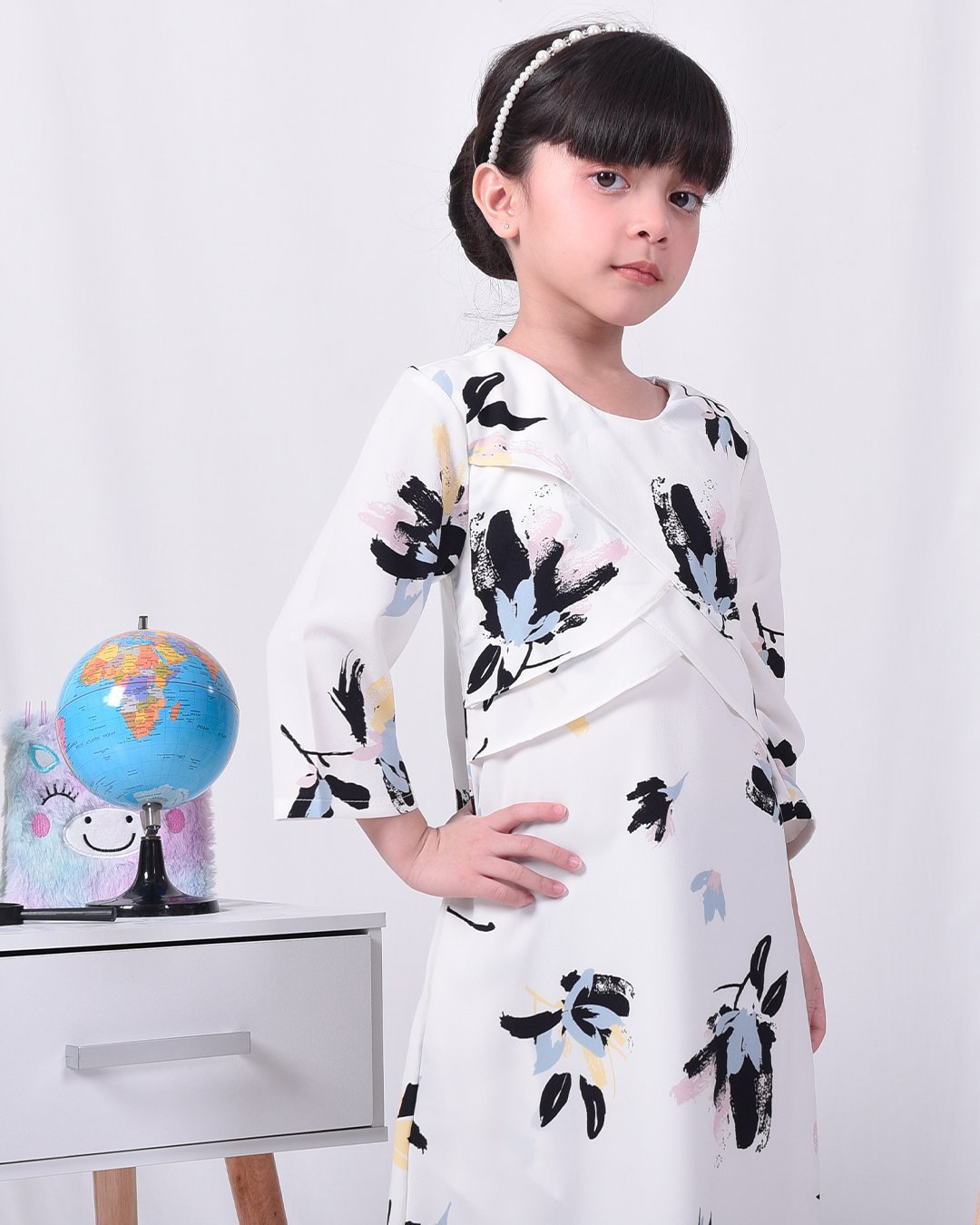 Abaya Arisa Kids - Cotton White