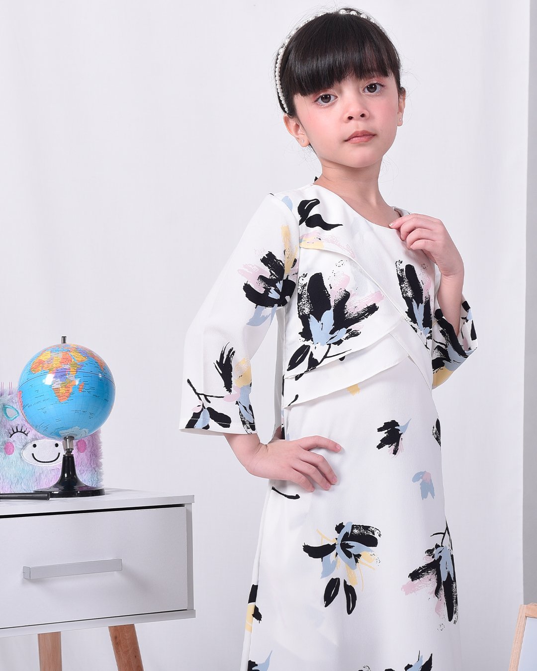 Abaya Arisa Kids - Cotton White