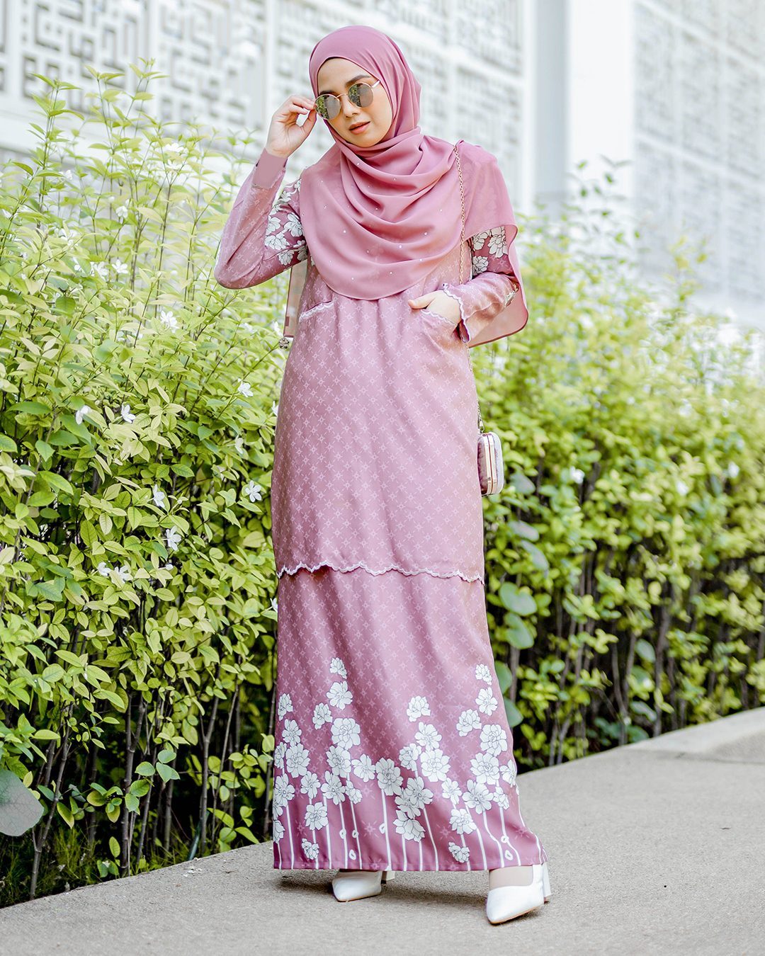 Baju Kurung Kedah Embroidery Ruwaidah - Mauve Purple