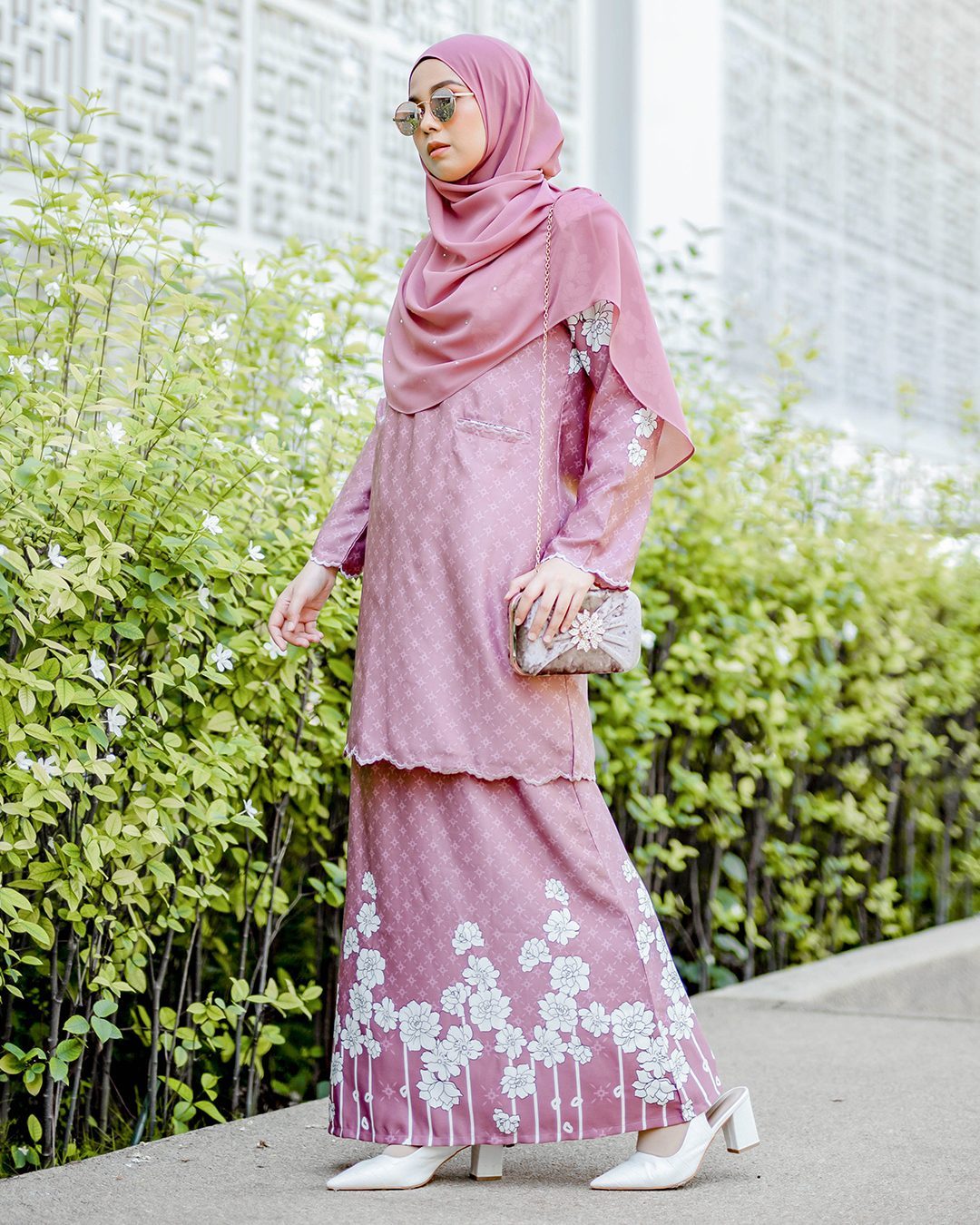 Baju Kurung Kedah Embroidery Ruwaidah - Mauve Purple