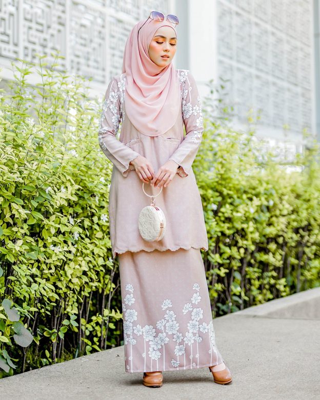 Baju Kurung Kedah Embroidery Ruwaidah - Nutty Brown