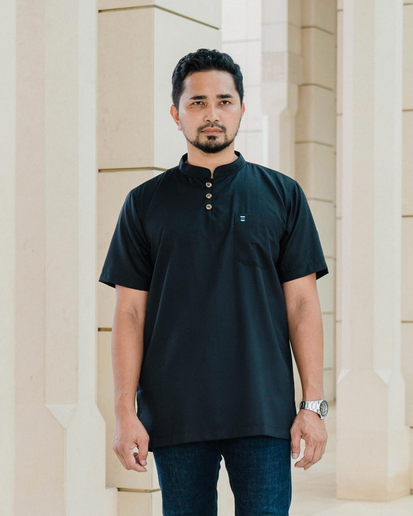 Kurta Eeman Hombre x MCC Lifestyle - Matte Black