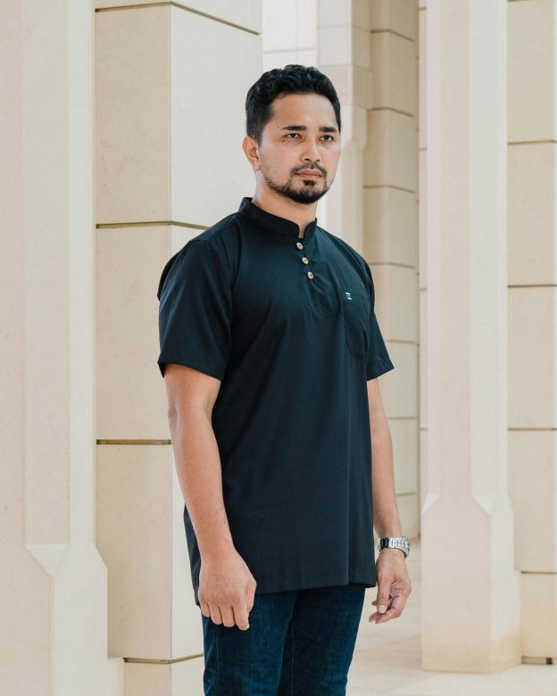 Kurta Eeman Hombre x MCC Lifestyle - Matte Black
