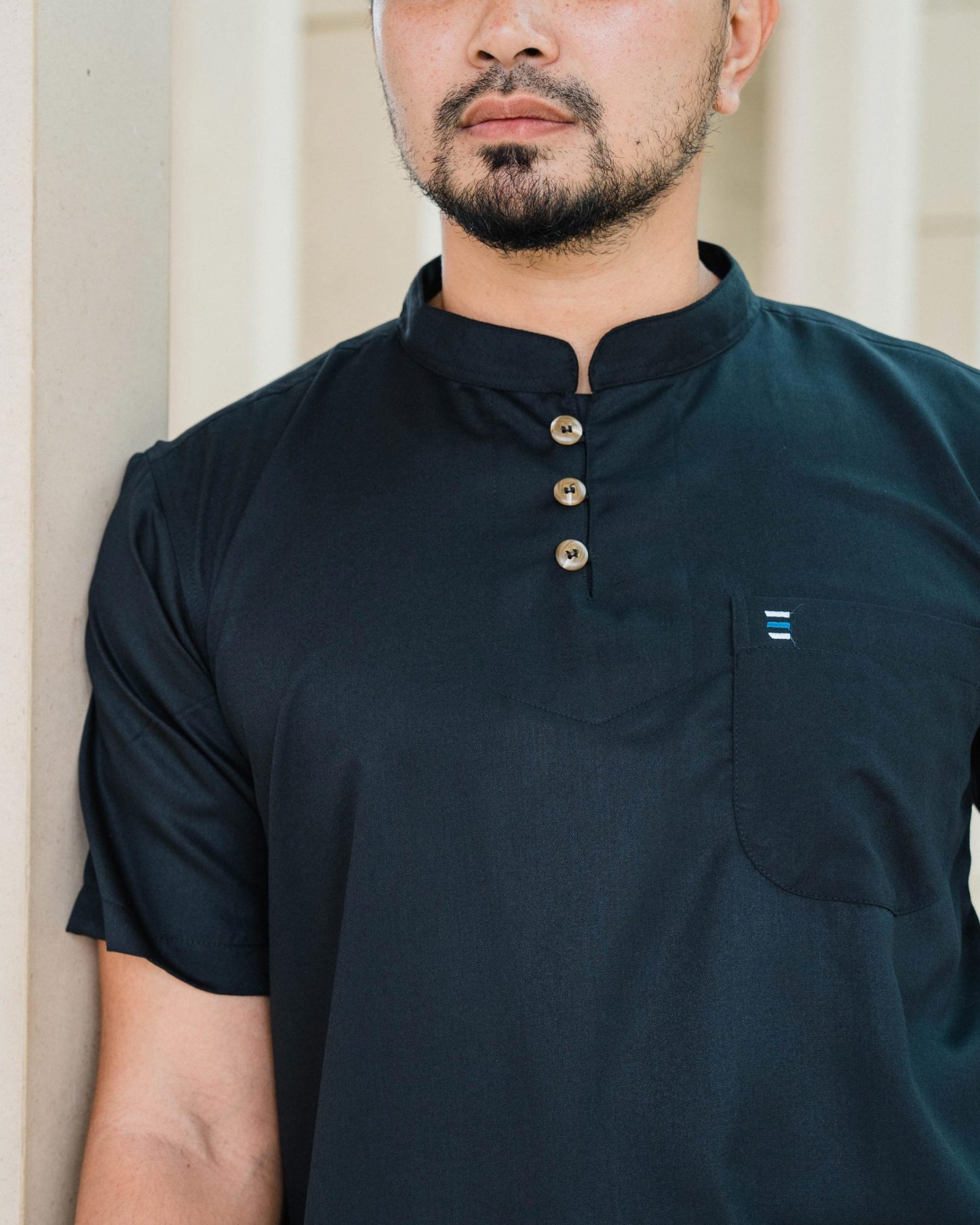 Kurta Eeman Hombre x MCC Lifestyle - Matte Black