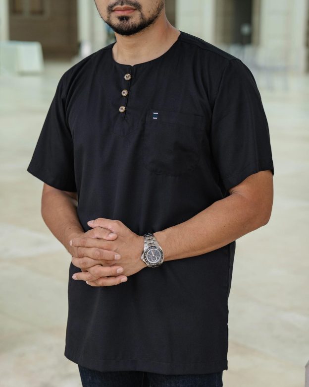 Kurta Saufi Hombre x MCC Lifestyle - Matte Black