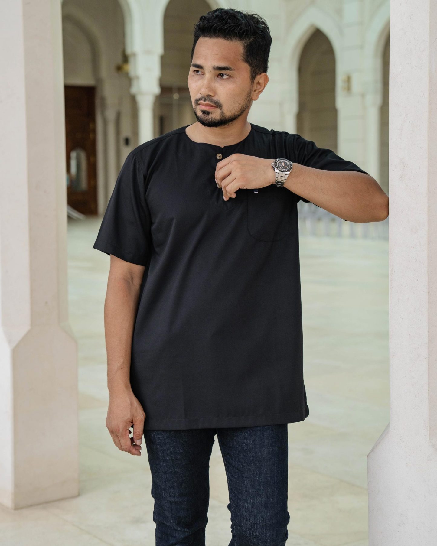Kurta Saufi Hombre x MCC Lifestyle - Matte Black
