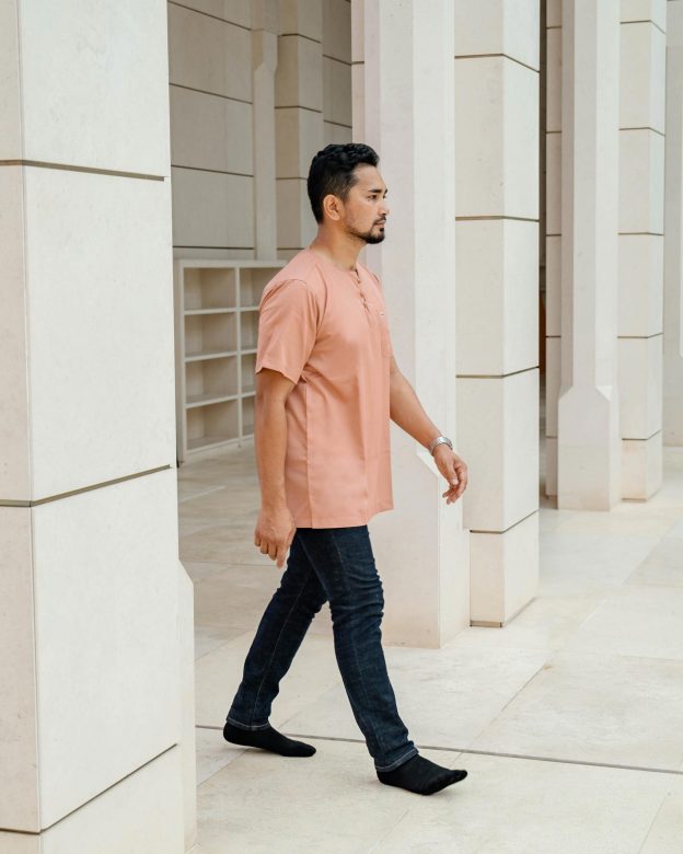 Kurta Saufi Hombre x MCC Lifestyle - Salmon