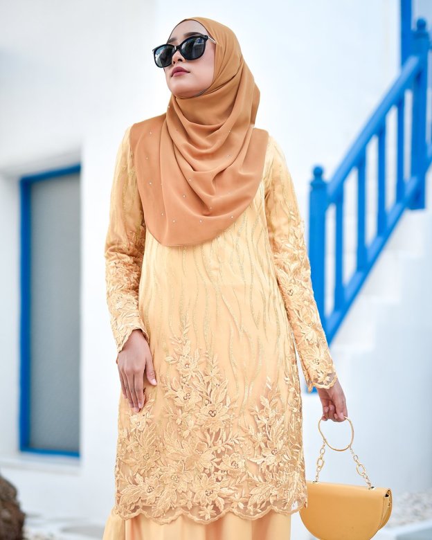 Baju Kurung Lace Abeela - Ferrero Gold