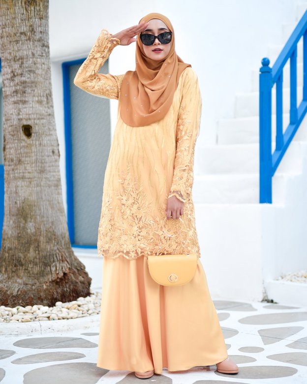 Baju Kurung Lace Abeela - Ferrero Gold