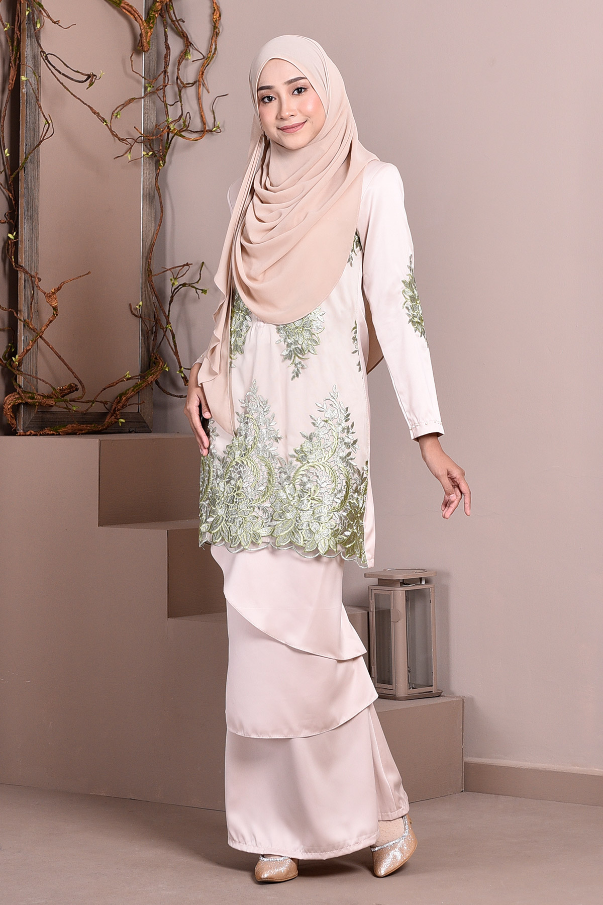 Baju Kurung Lace Abella - Olive Cremeo