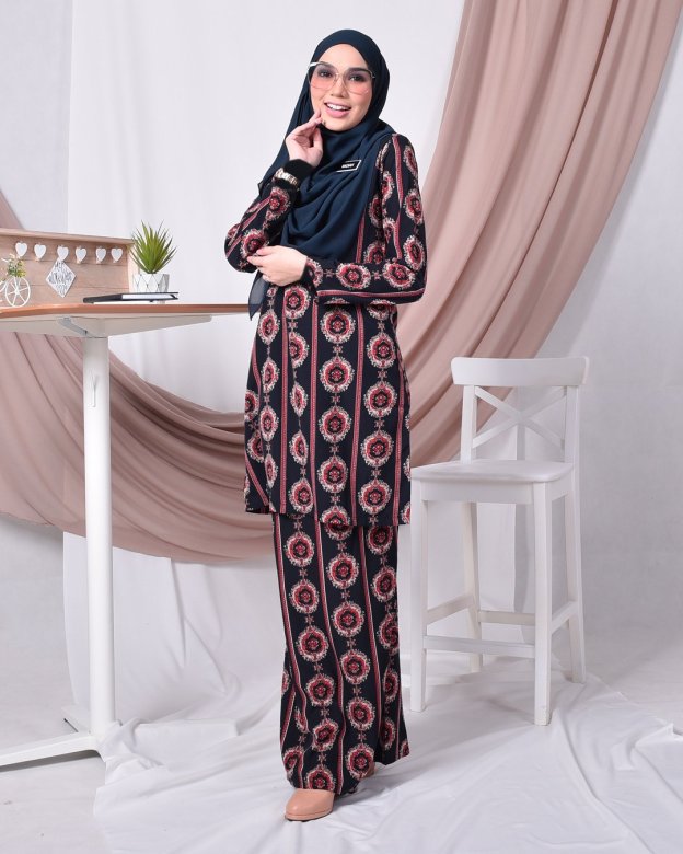 Baju Kurung Moden Adalina - Diamond Black