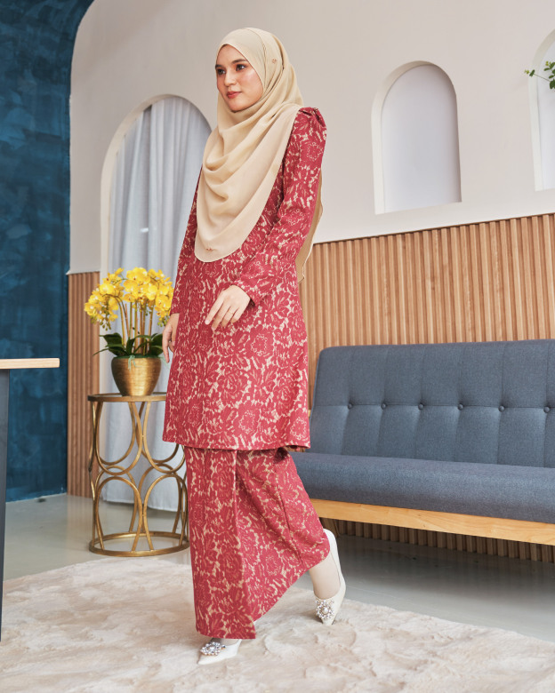 Baju Kurung Riau Lace Adiona - Poppy Red