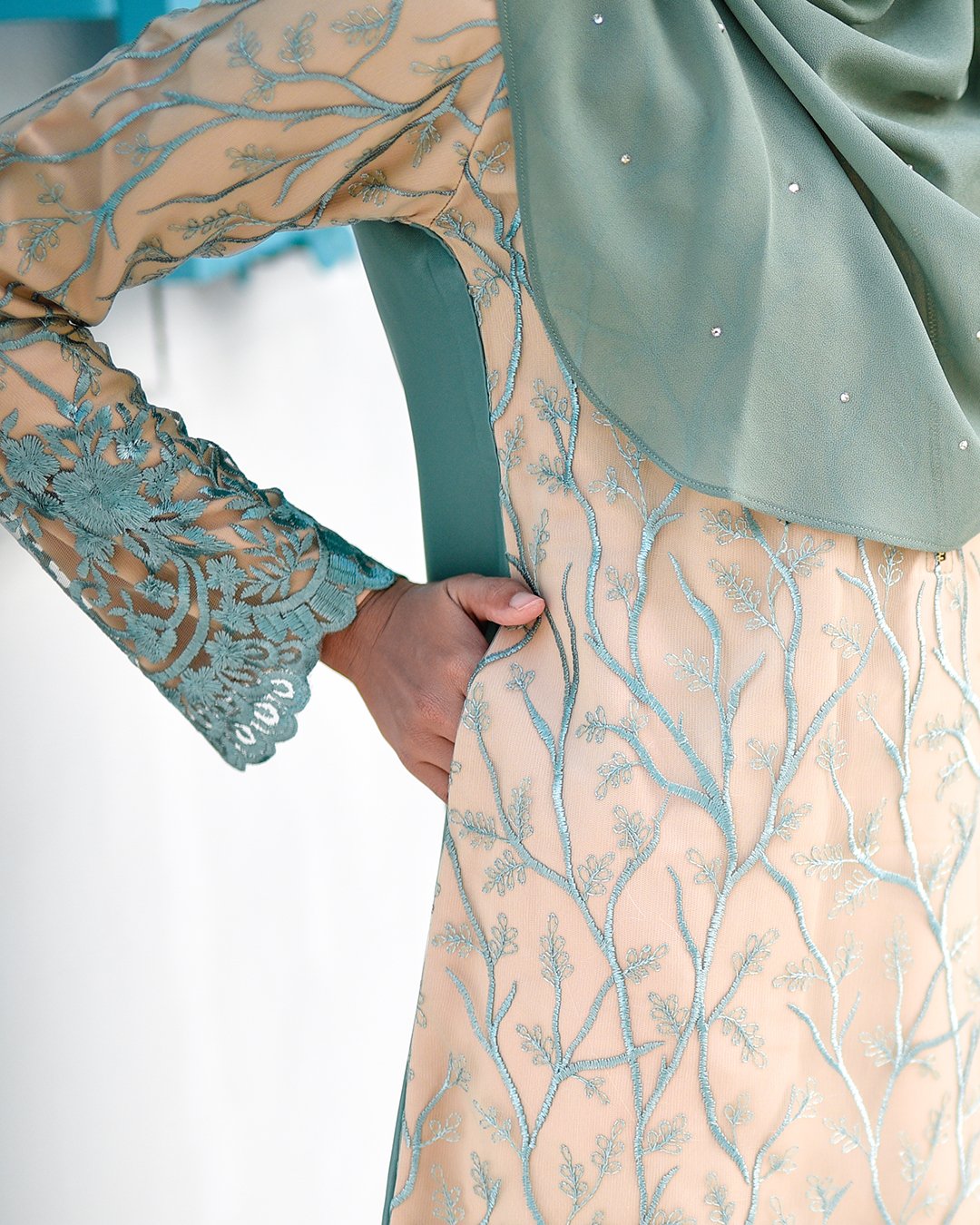 Baju Kurung Lace Aifa - Pistachio Nut