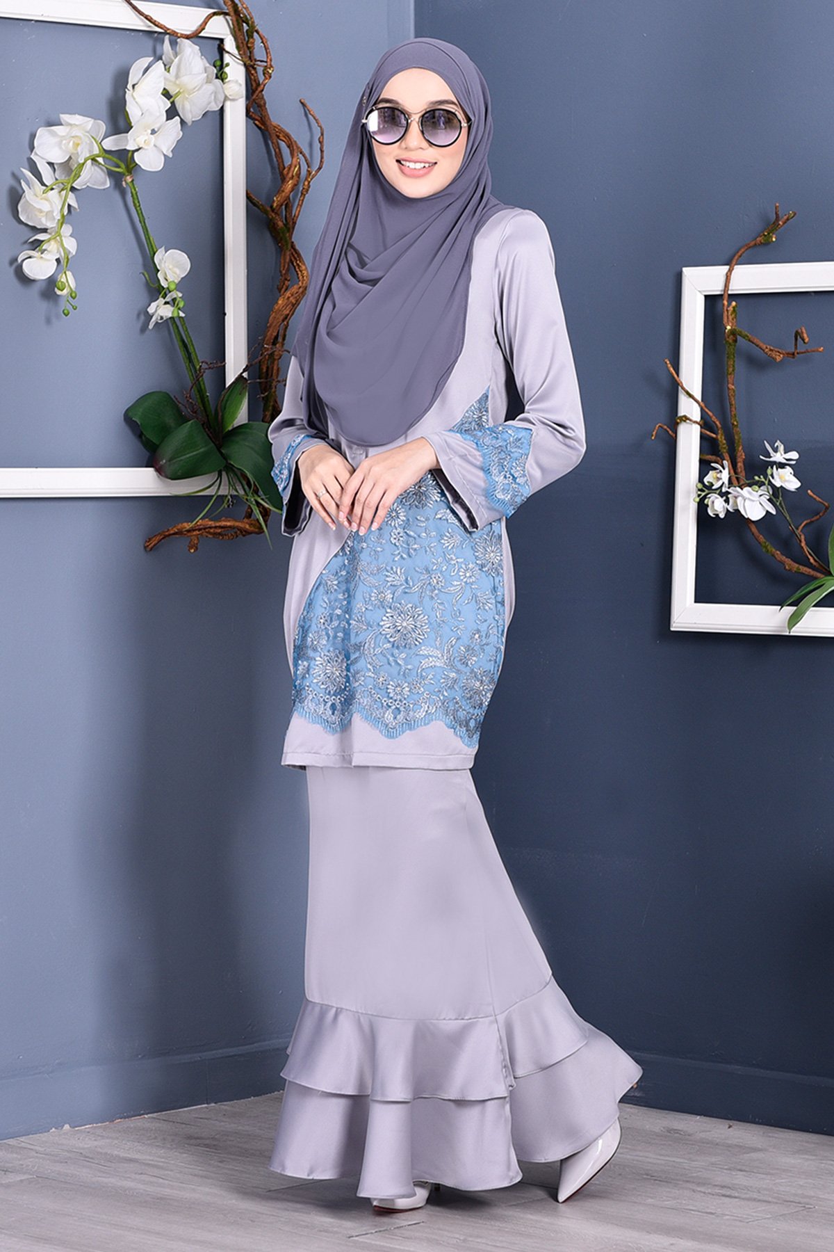 Baju Kurung Lace Allaire - Silver Lining