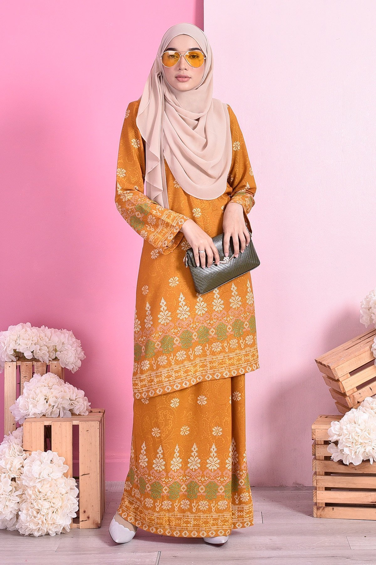 Baju Kurung Songket Amelia - Goldilocks