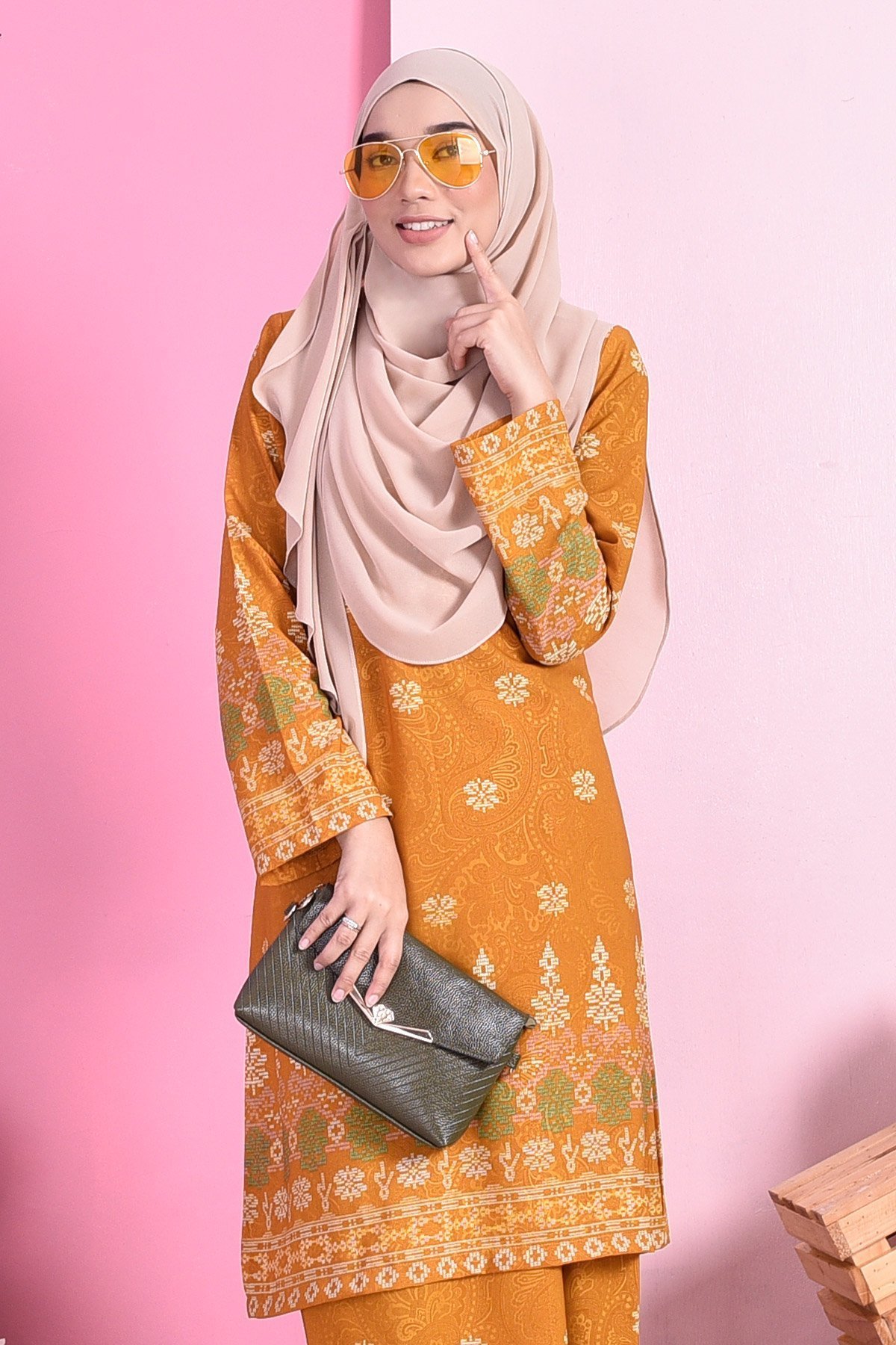 Baju Kurung Songket Amelia - Goldilocks