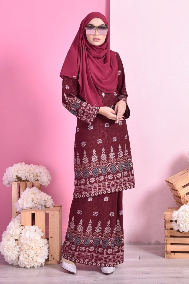 Baju Kurung Songket Amelia - Maroon