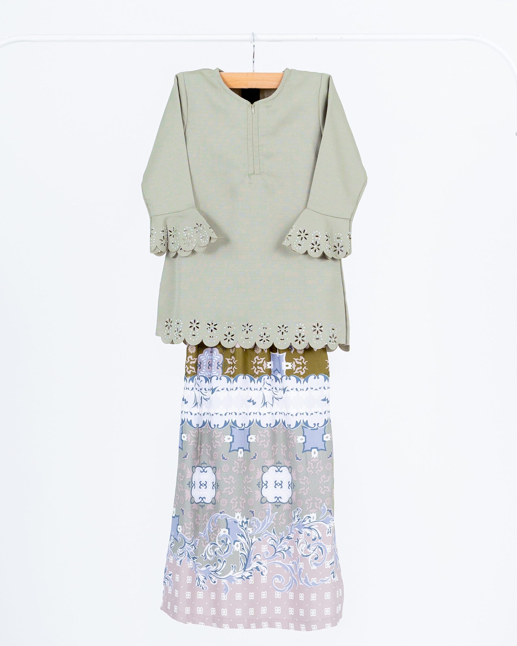 Baju Kurung Lasercut Aneera Kids - Lyon Army