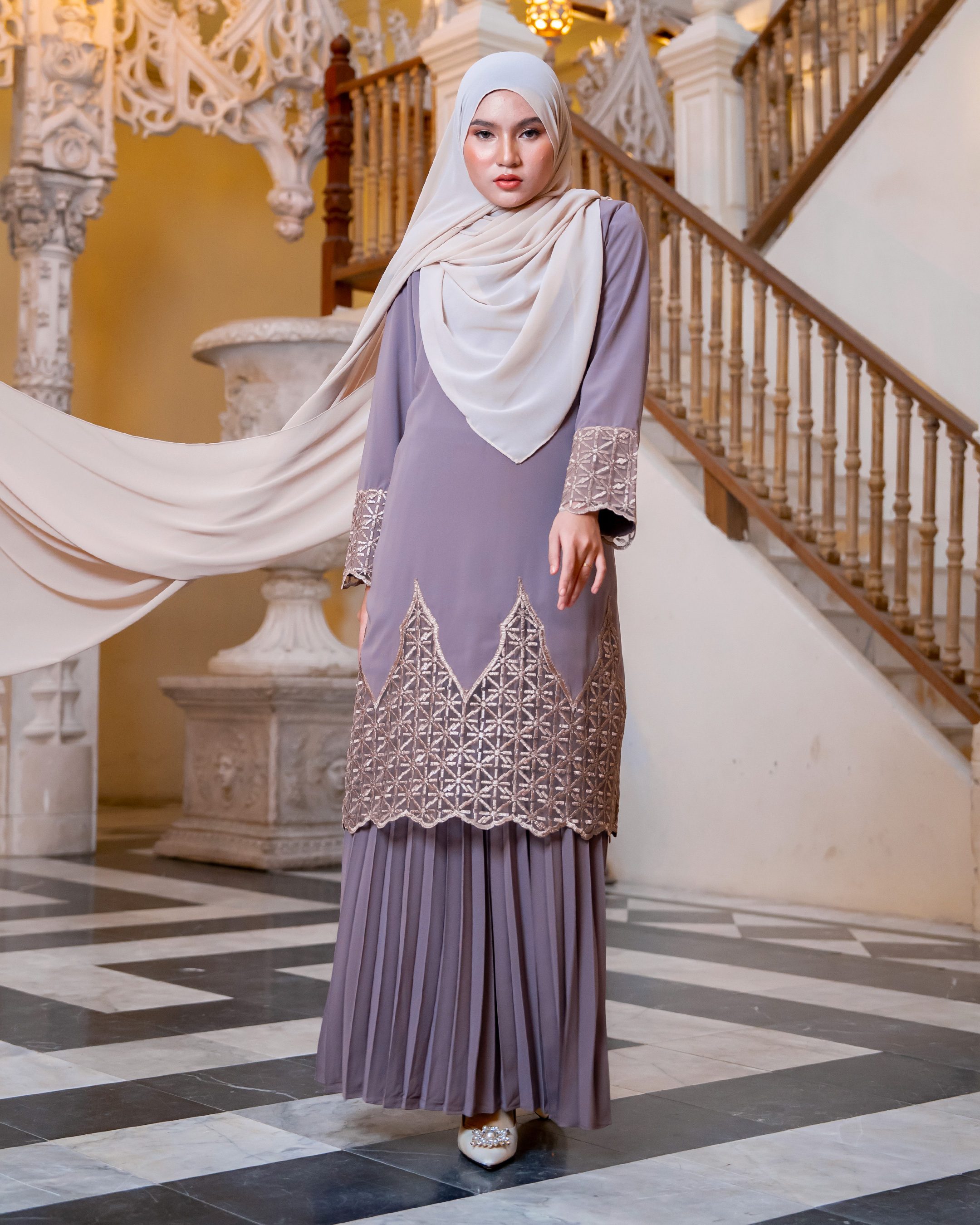 Baju Kurung Lace Pleated Aria - Dessert Taupe