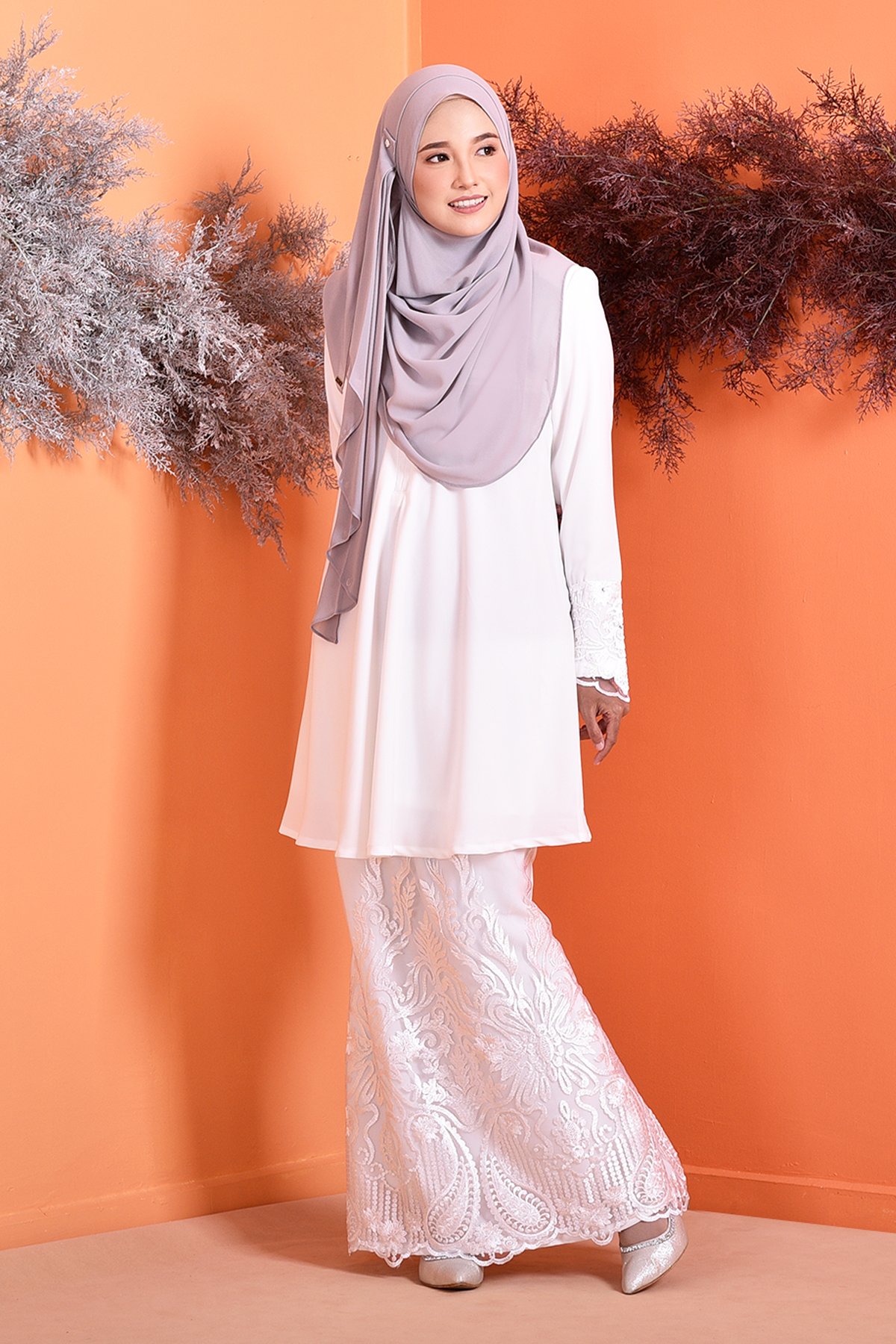 Baju Kurung Lace Avani - Sky White