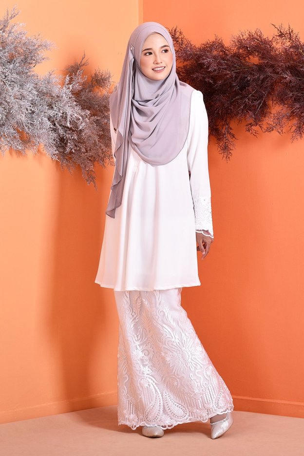 Baju Kurung Lace Avani - Sky White