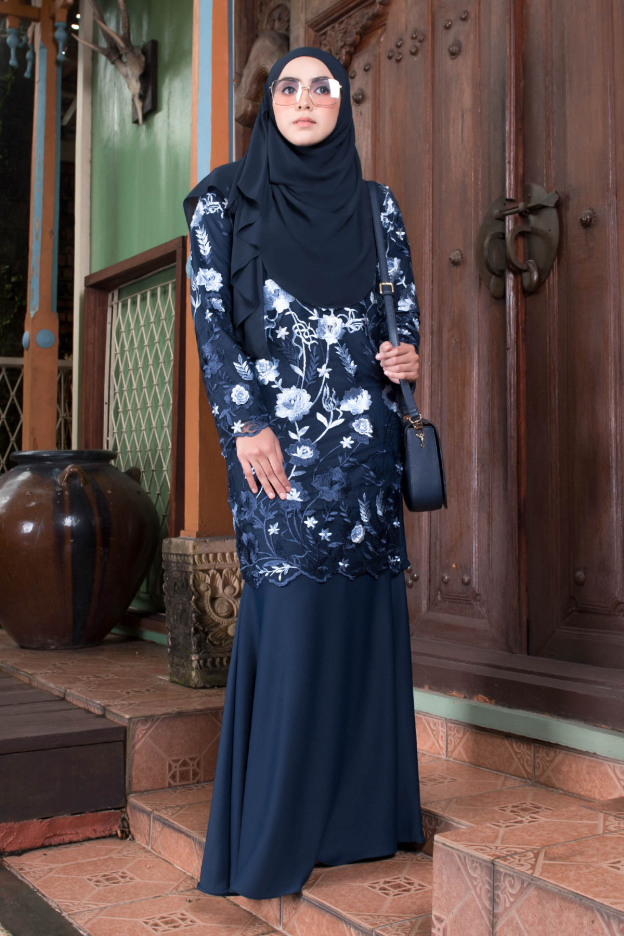 Baju Kurung Lace Azureen - Majestic Blue