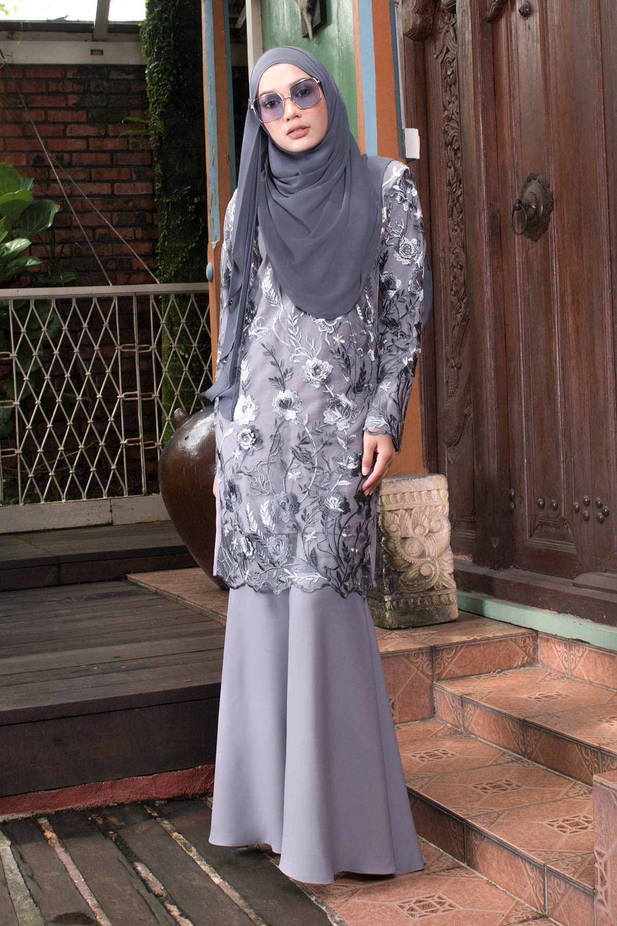 Baju Kurung Lace Azureen - Silver Mine