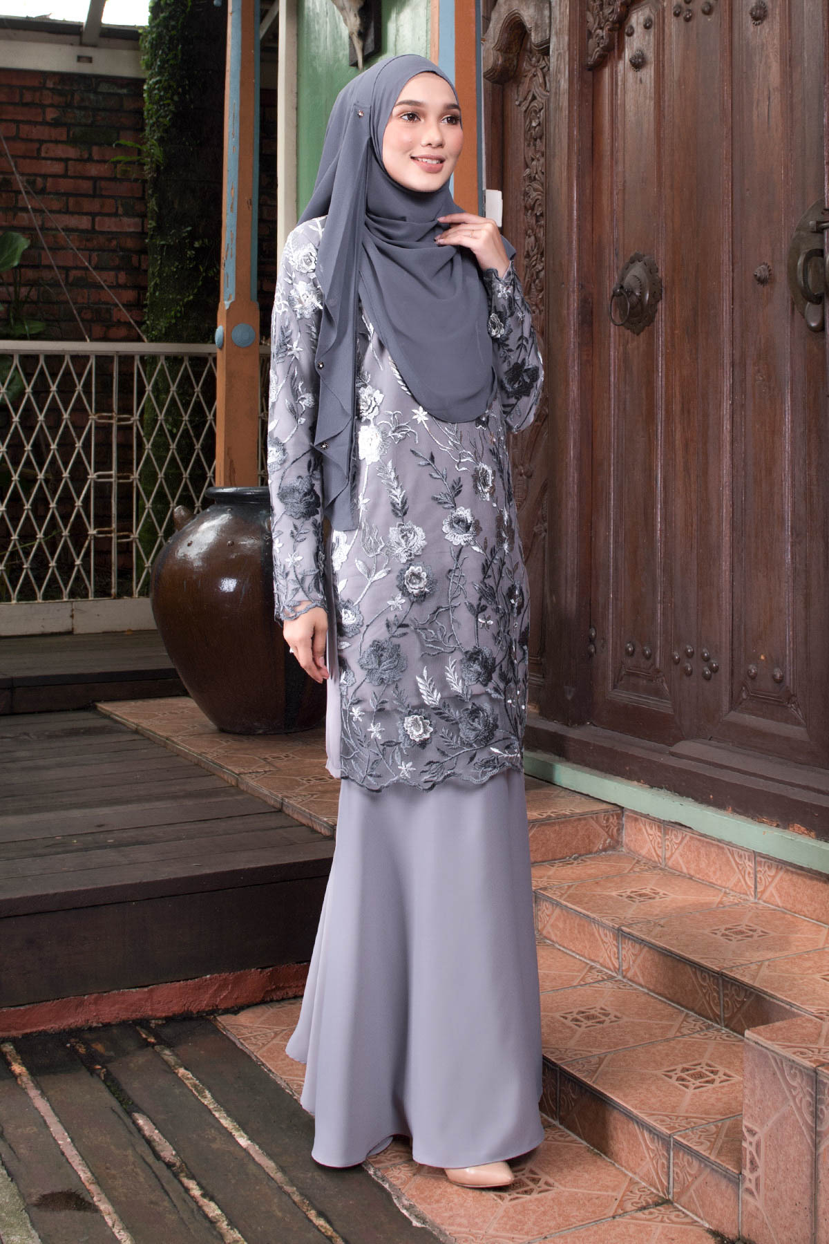 Baju Kurung Lace Azureen - Silver Mine