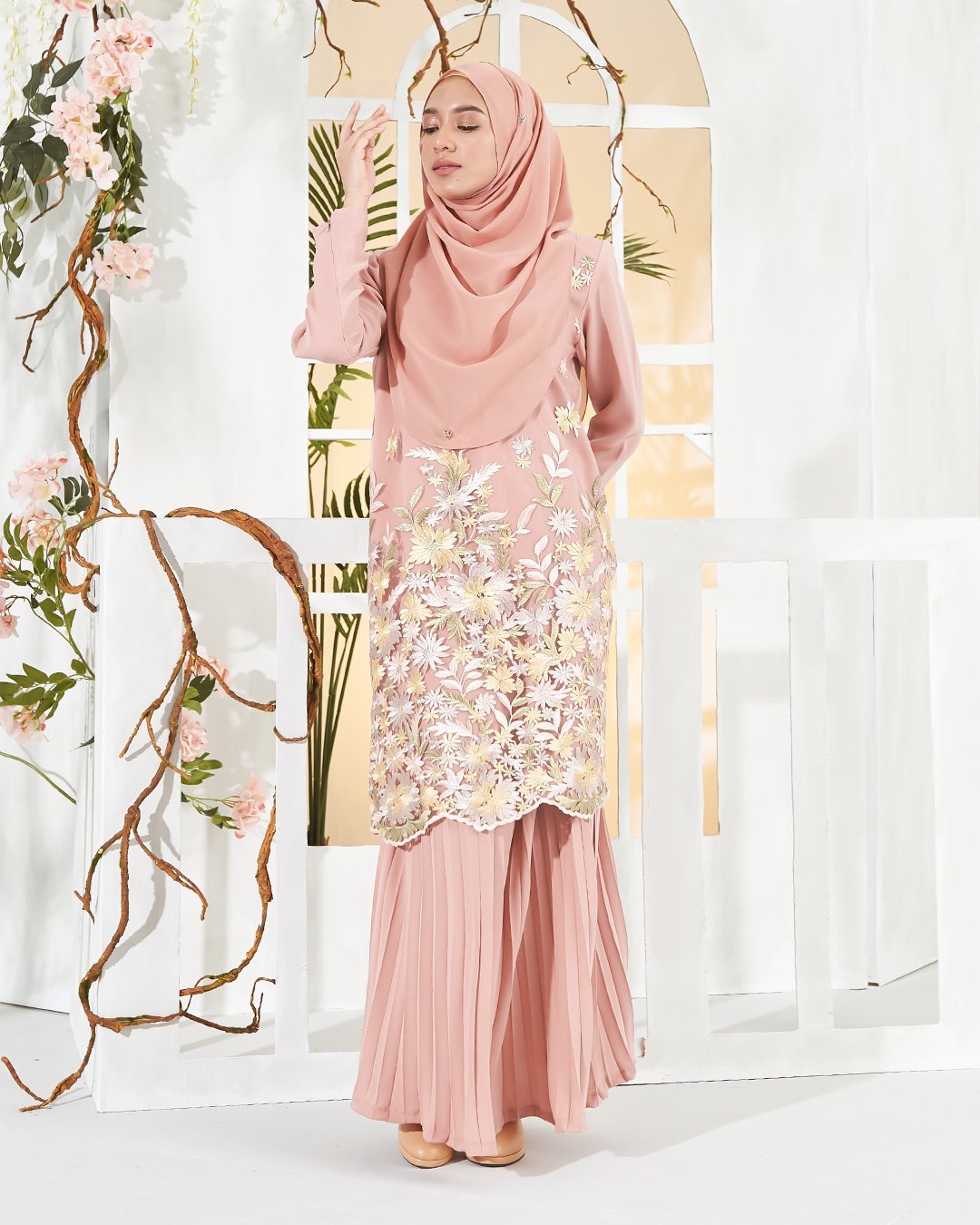 Baju Kurung Lace Baheera - Slow Peach