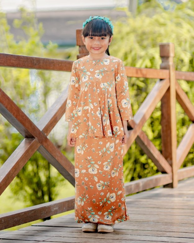 Baju Kurung Barbie Adisah Kids - Apricot