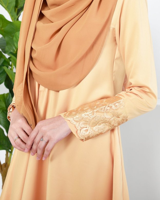 Baju Kurung Barbie Lace Afni - Gold Dust