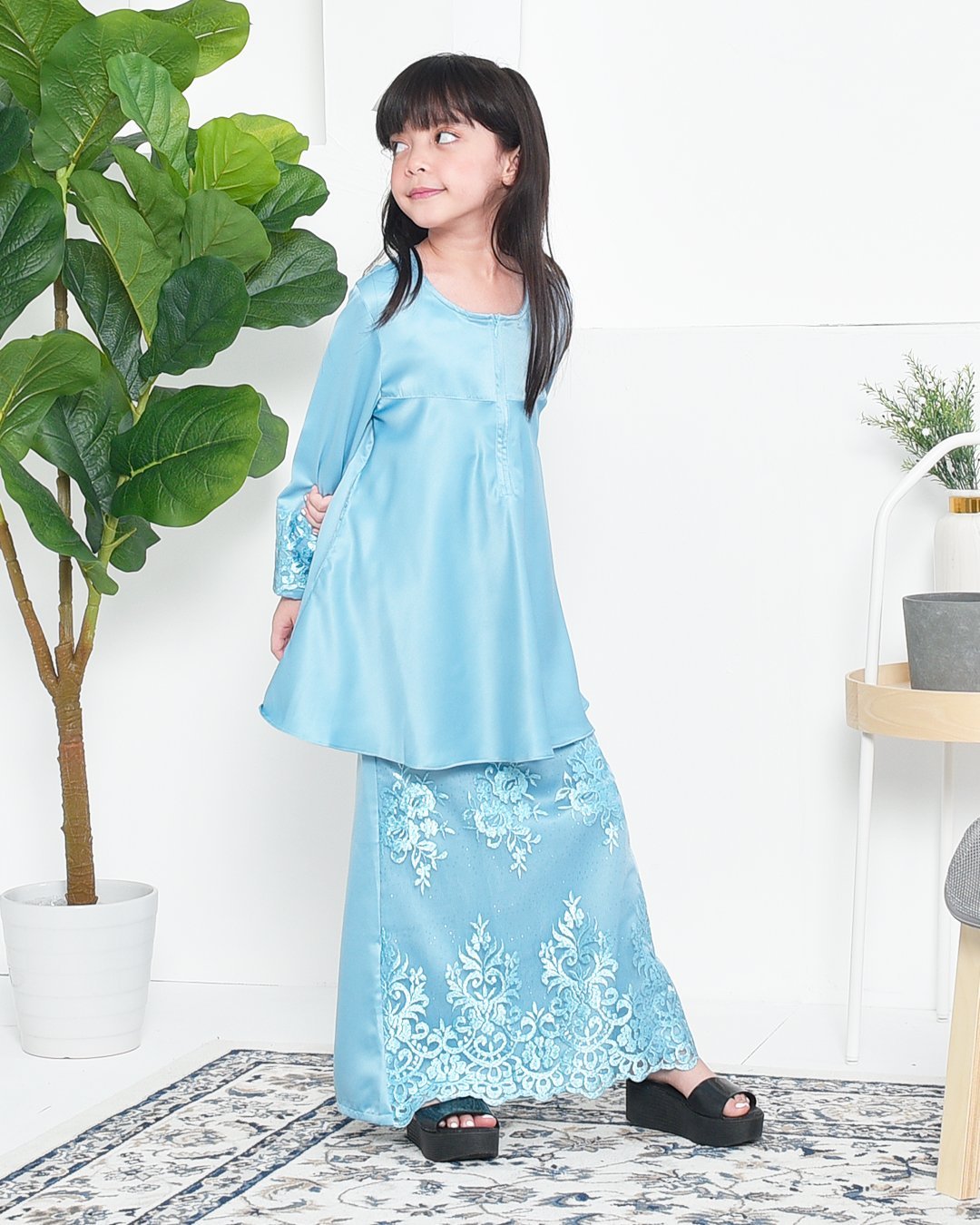 Baju Kurung Barbie Lace Afni Kids - Glacier Blue