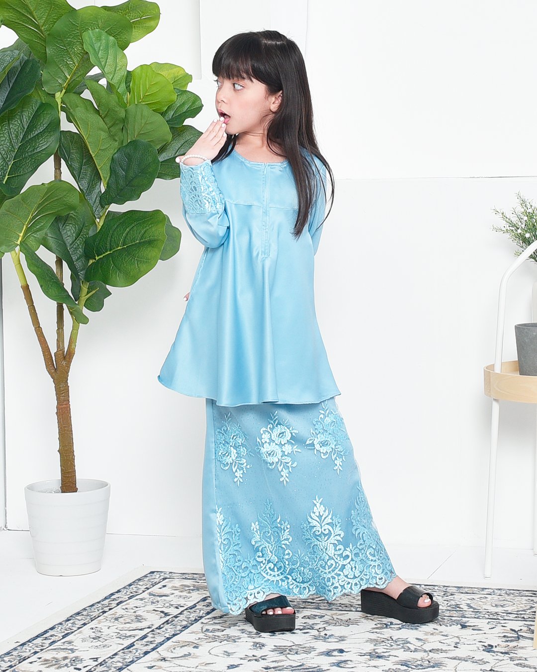 Baju Kurung Barbie Lace Afni Kids - Glacier Blue