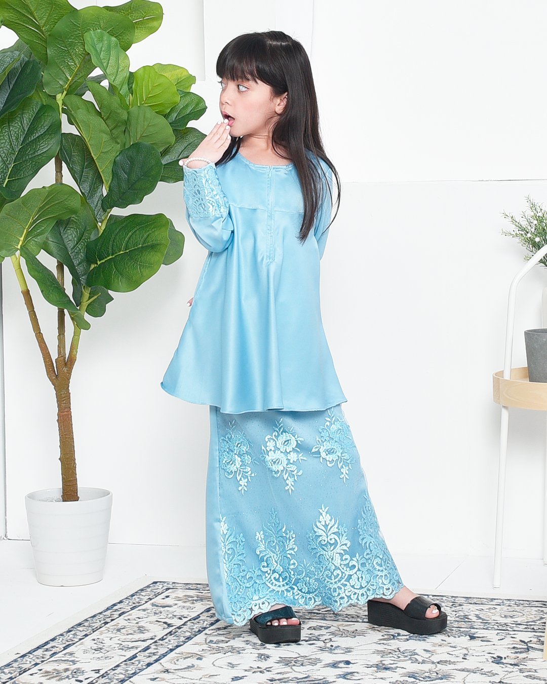 Baju Kurung Barbie Lace Afni Kids - Glacier Blue