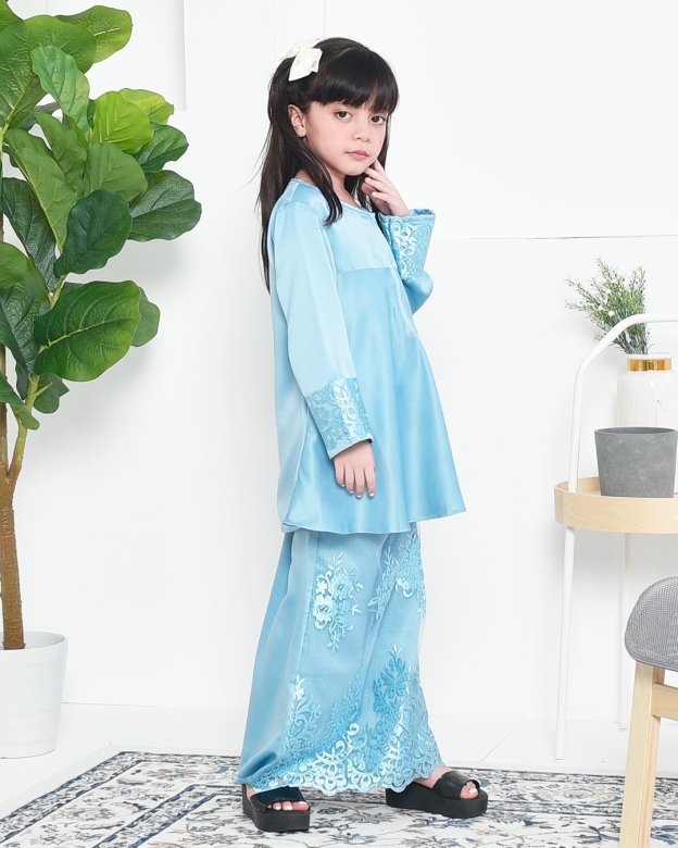 Baju Kurung Barbie Lace Afni Kids - Glacier Blue
