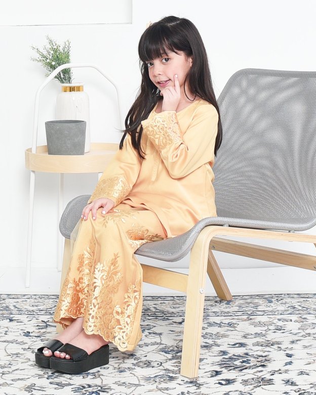 Baju Kurung Barbie Lace Afni Kids - Gold Dust
