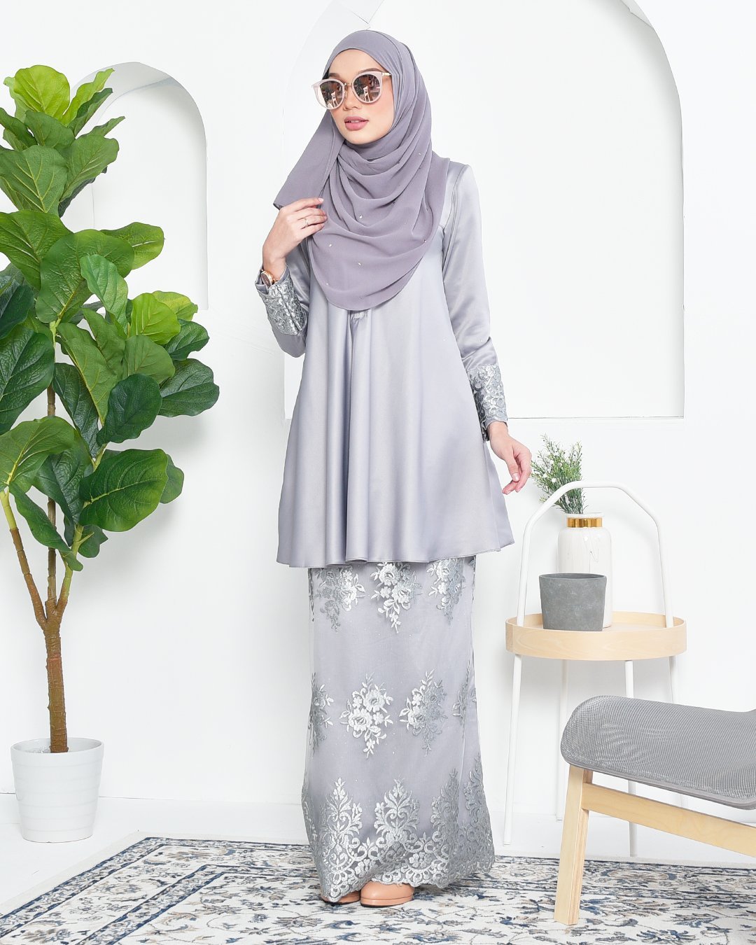 Baju Kurung Barbie Lace Afni - Silver Cloud