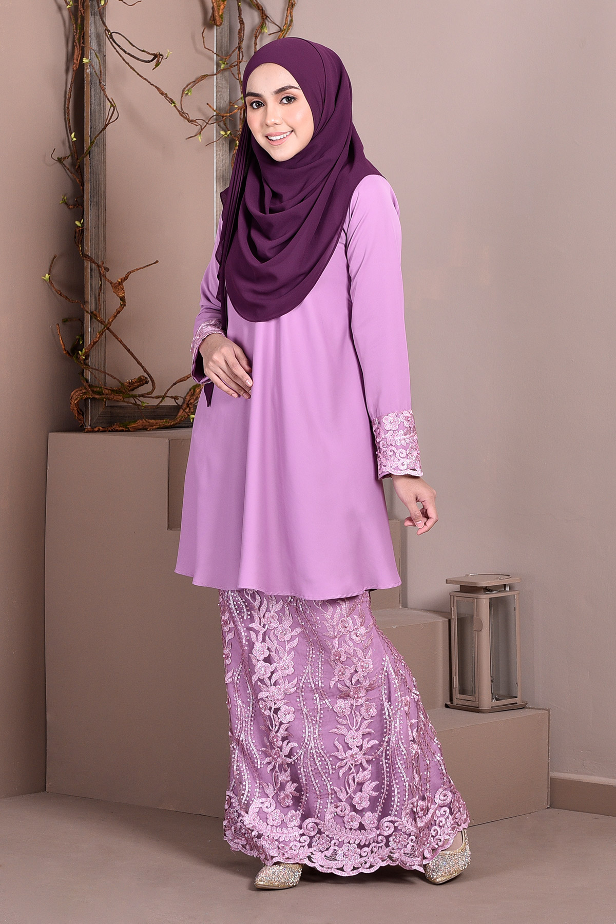 Baju Kurung Lace Avra - Lilac Purple