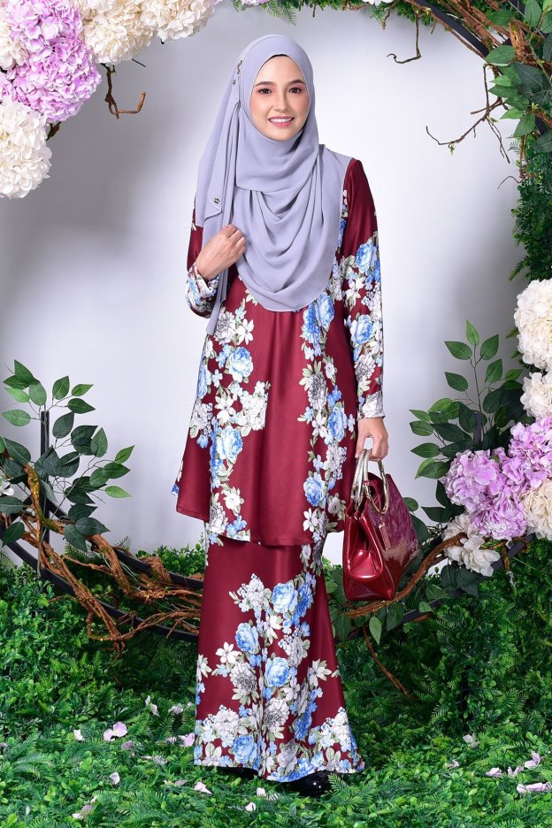 Baju Kurung Barbie Meghan - Red Daisy