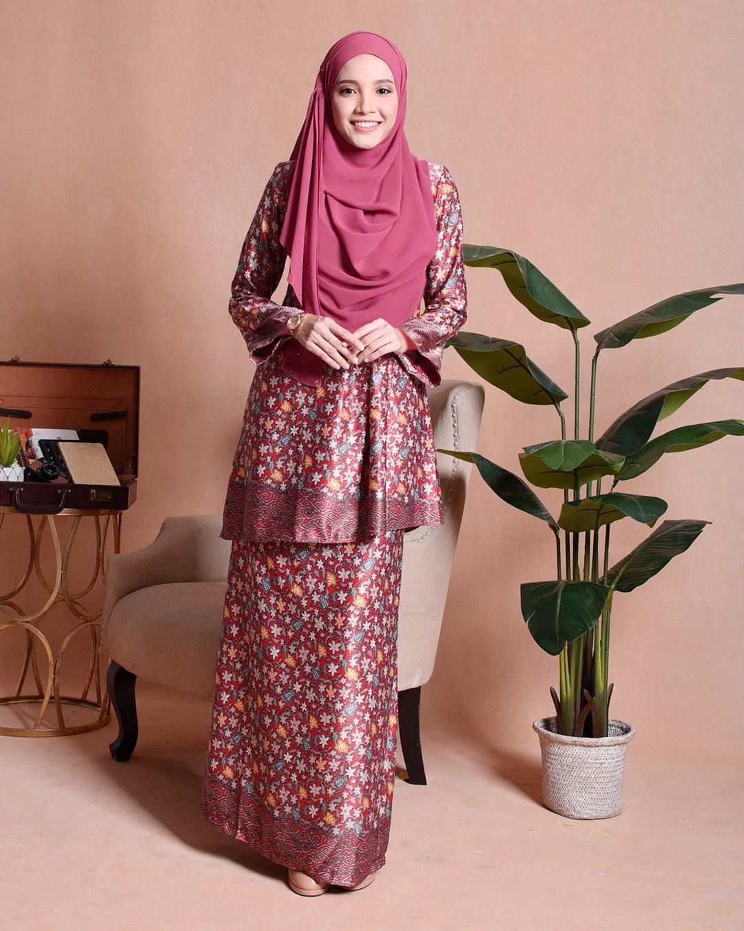 Baju Kurung Batik Pleated Arina - Sky Red