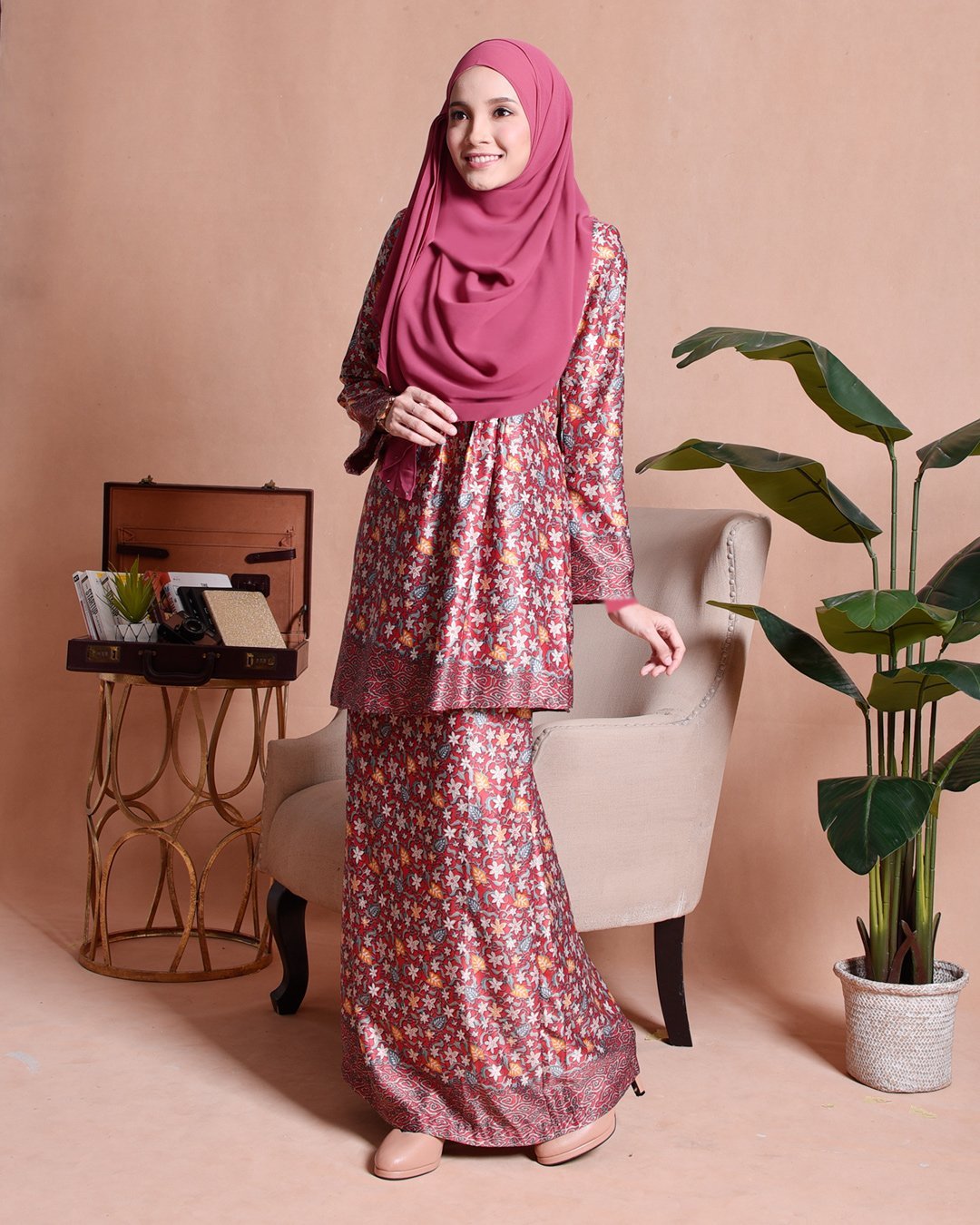 Baju Kurung Batik Pleated Arina - Sky Red