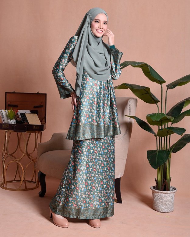 Baju Kurung Batik Pleated Arina - Turquoise