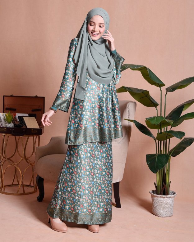 Baju Kurung Batik Pleated Arina - Turquoise