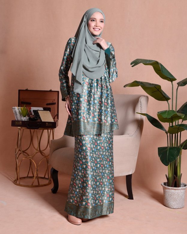 Baju Kurung Batik Pleated Arina - Turquoise